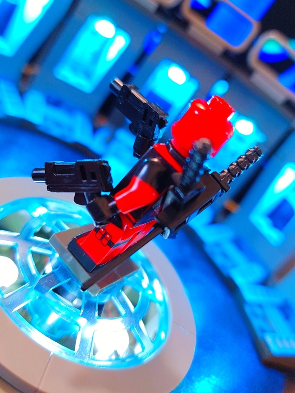 Deadpool Minifigure Lego Compatible - Picture 4 of 7